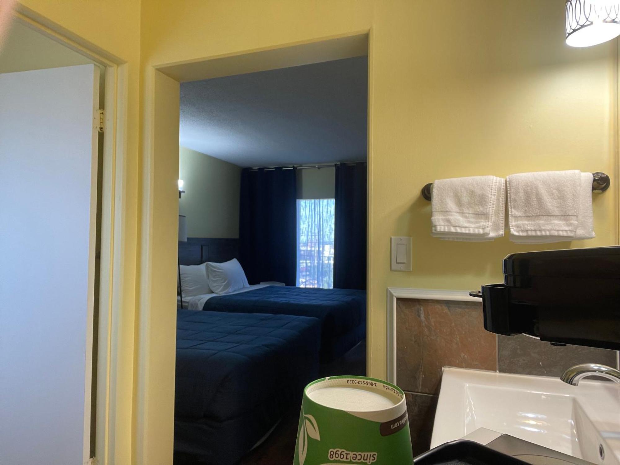 Port-O-Call Inn ナナイモ エクステリア 写真